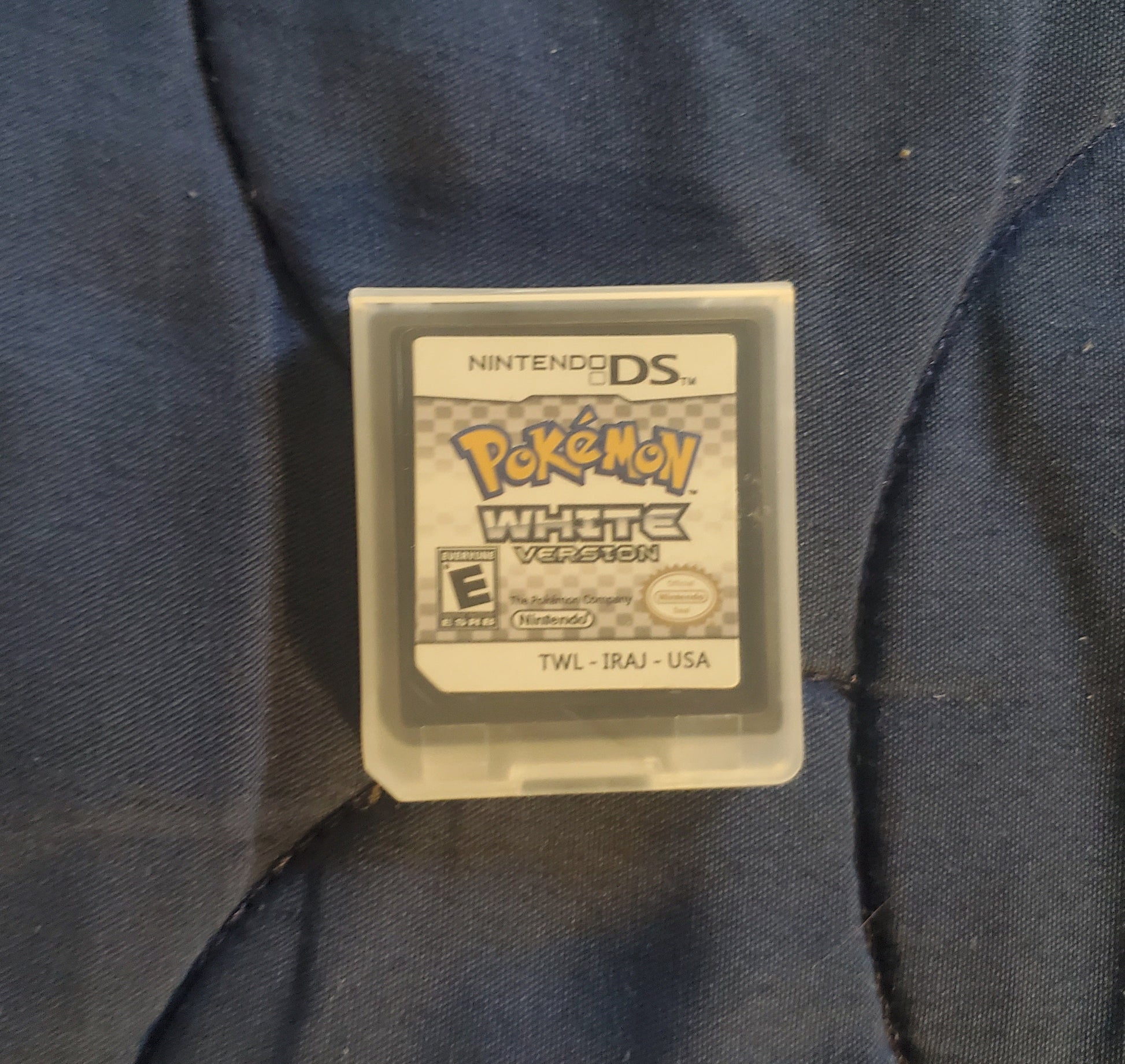 Pokemon White Version 1 NDS Video Game Cartridge Nintendo DS 2011 VintageVideoGameStore Pokemon White Version 1 NDS Video Game Cartridge Nintendo DS 2011   Pixxel Core